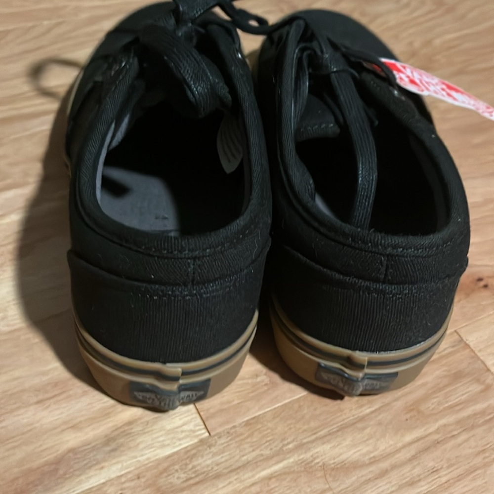 COPY - Black Vans Atwood w gum sole - Picture 2 of 4